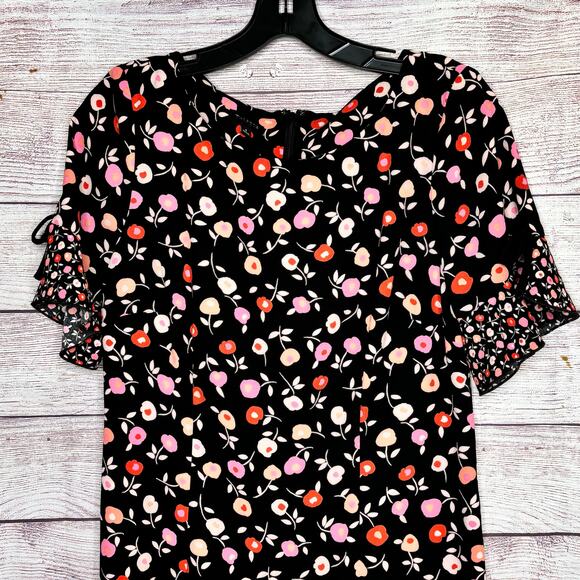 Talbots Short Ruffle Sleeve Girly Feminine Floral Jewel Neck Shift Dress Size 4 - Picture 11 of 11